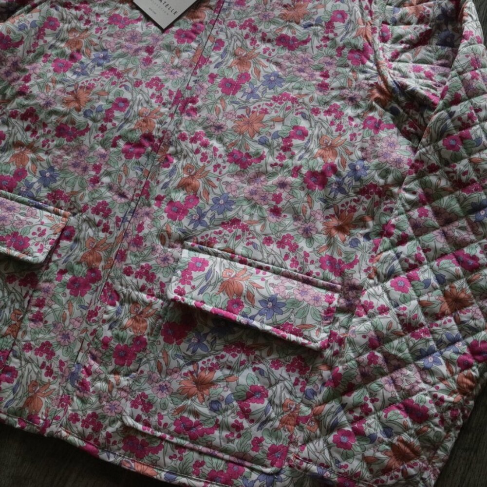 NWT Bagatelle Prism Stem Floral Printed Quilted Jacket Size Medium. Size Large. - Picture 5 of 12